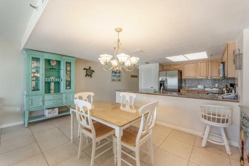 209 Beach Place Condos