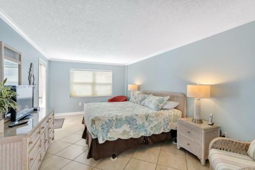 106 Beach Place Condos
