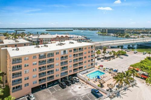 106 Beach Place Condos
