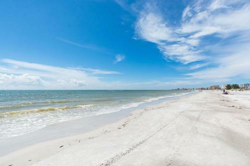 345 Surf Song Resort