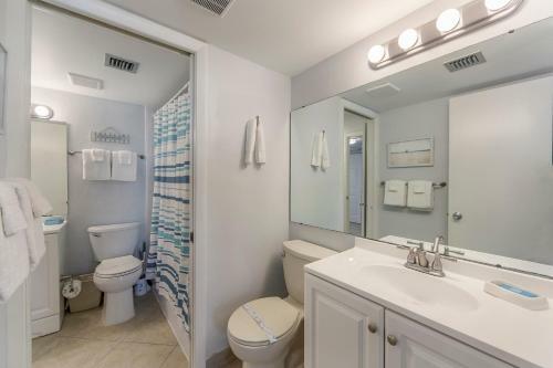 503 Madeira Norte Condo