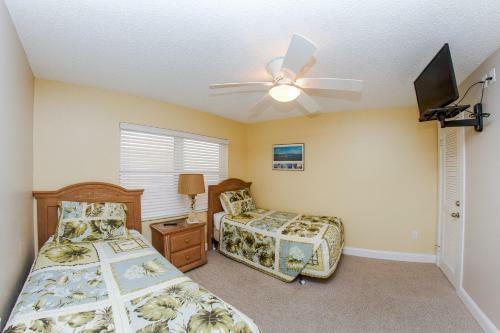 414 Madeira Norte Condo