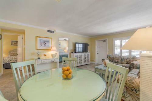 224 Surf Song Resort