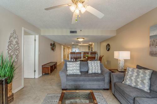 #308 Beach Place Condos