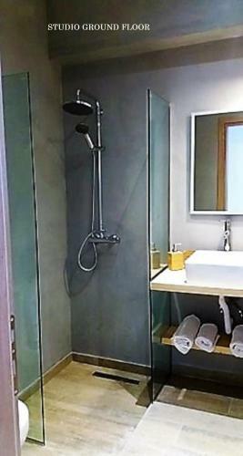 Oceanis Rooms Apartments