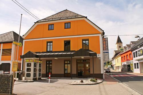 Post Hostel For Youth, Students And Pilgrims