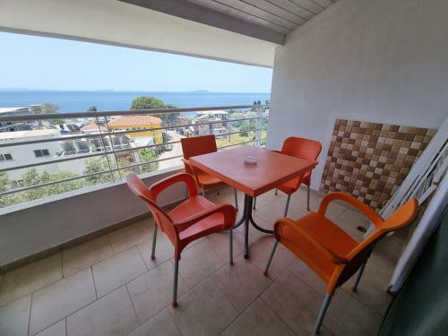 Sea View Apartment Dhermi With Balcony