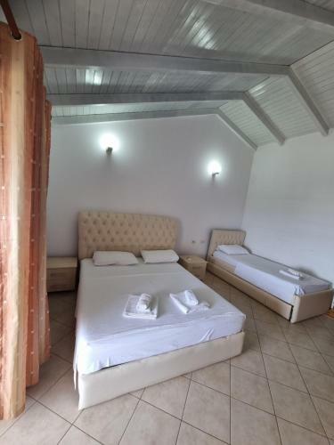 Sea View Apartment Dhermi With Balcony