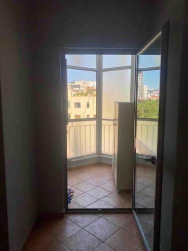 Apartamento Ideally Seascape Flat, With Beach View From Balcon