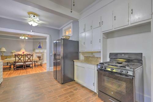 Spacious Lanett Haven With Sunroom And Large Deck