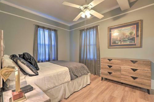 Spacious Lanett Haven With Sunroom And Large Deck