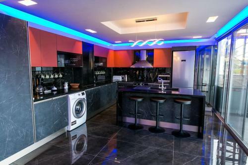 Luxury Marissa Villa
