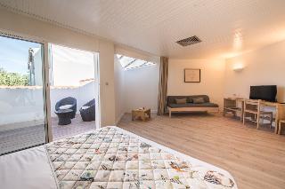 Logis Hotel Les Grenettes