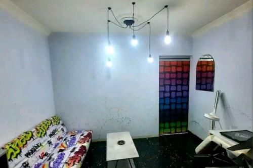 Artistic 2 Bedroom+art Studio Apartment!!