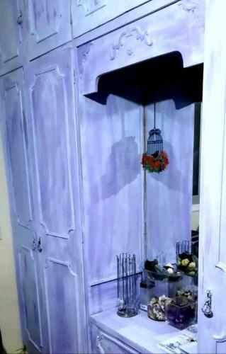 Artistic 2 Bedroom+art Studio Apartment!!