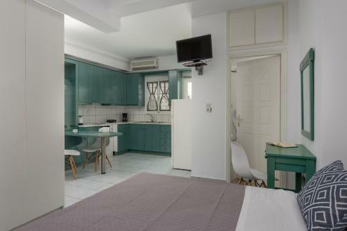 Natalie's Apartments