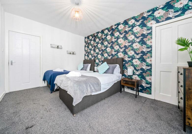 Lady Wilson Apartment