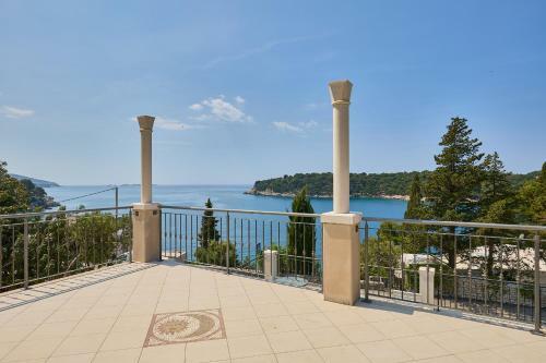 Bay View House