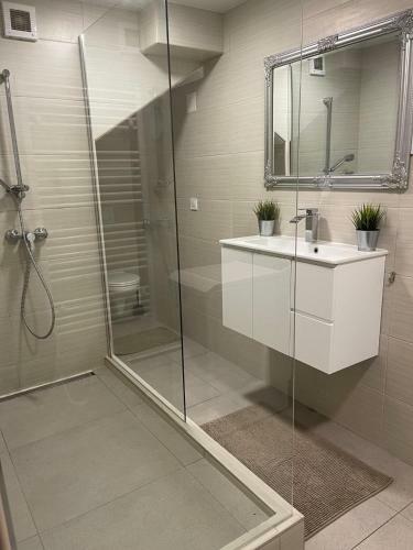 Apartamento Emif�red