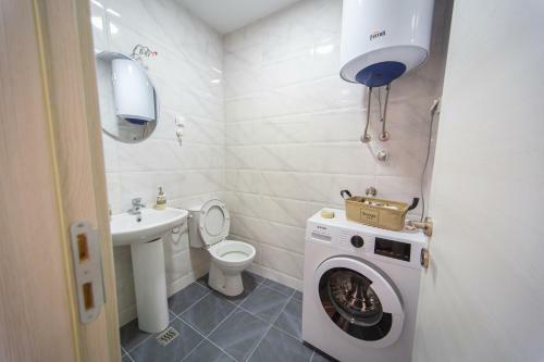 East Side Apartment