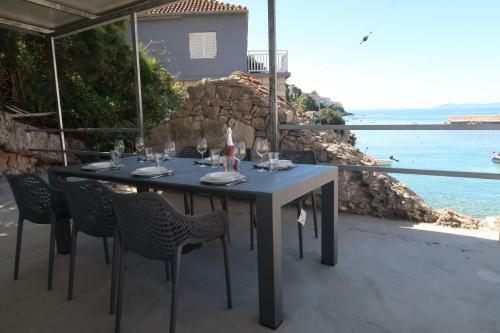 Captains Beach Home