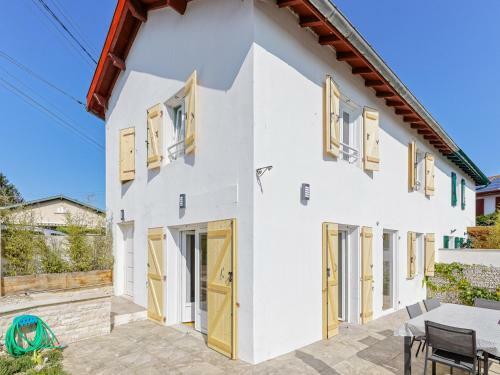 Maison Anglet, 4 Pi�ces, 6 Personnes - Fr-1-499-30