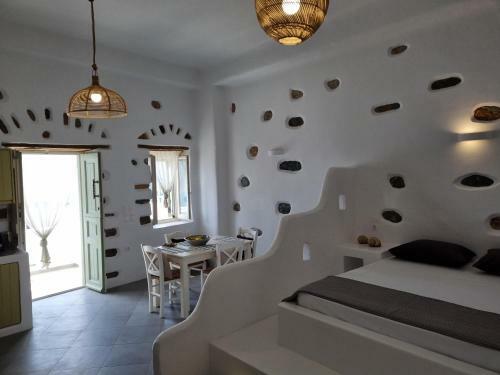 Nikola's Place II