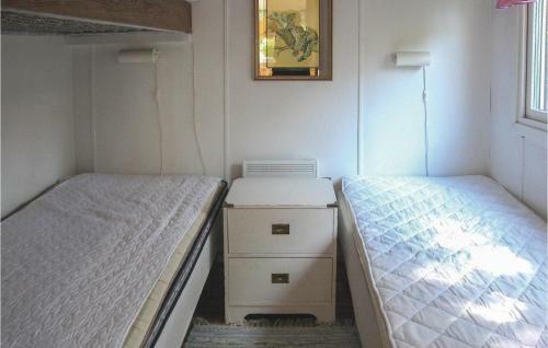 Two-bedroom Holiday Home In Beddingestrand
