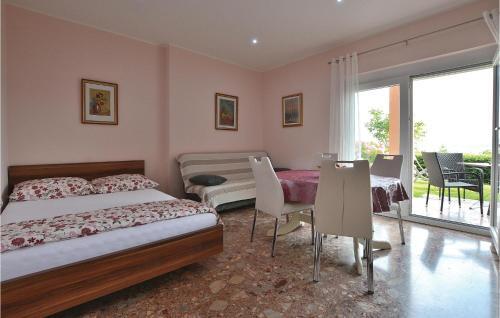 One-bedroom Apartment In Koper