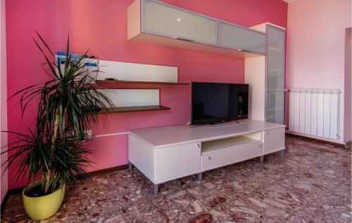 One-bedroom Apartment In Koper