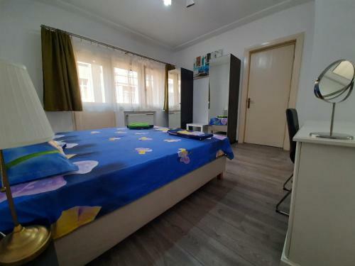 Four Rooms Apartment Central