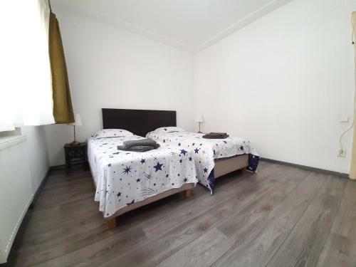 Four Rooms Apartment Central