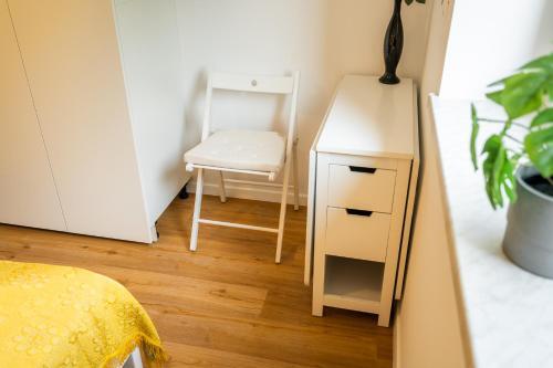 Apartment 396