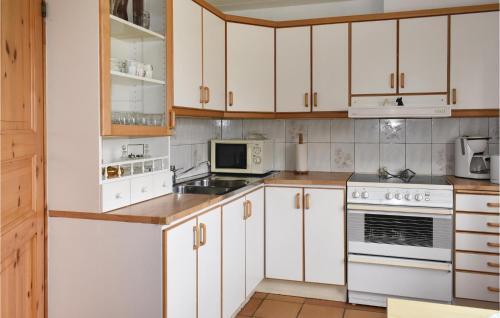 0-bedroom Holiday Home In Borrby