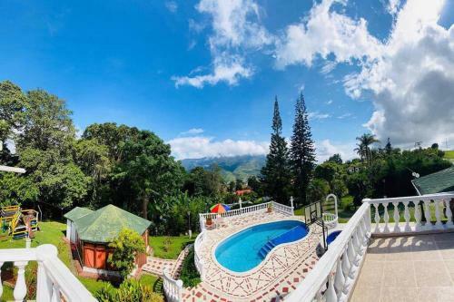 Bosque Azul Finca- Lago Calima