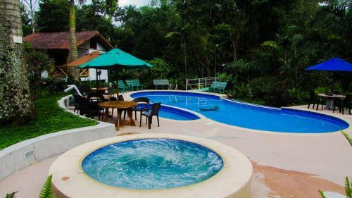 Hotel Caba�as Bambu Mindo