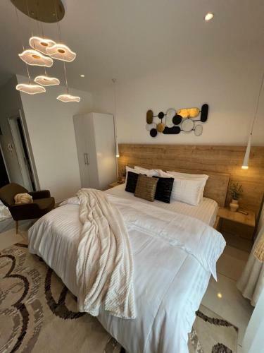 Apartamento Embassy Gardens Luxury Suites Cpg