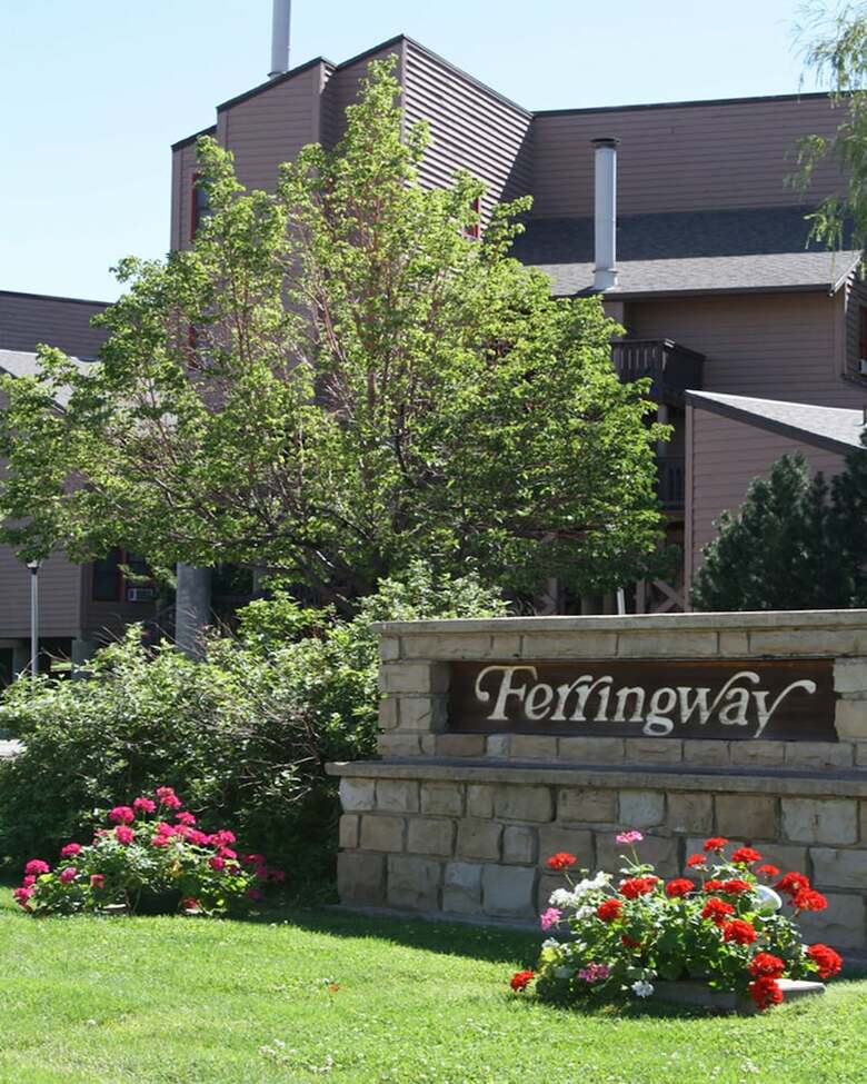 Aparthotel The Ferringway Resort Condominiums