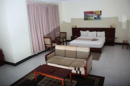 Birdrock Hotel