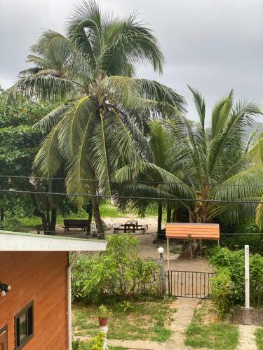 Hostal Anse Grosse Roche Beach Villa