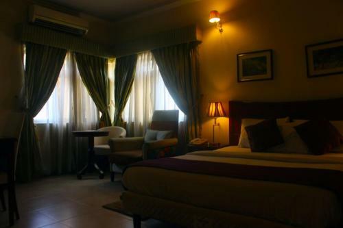 Carlson Hotel
