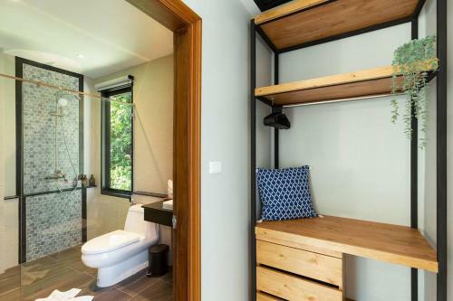 Kata Azure Villa @kata Beverly Hill