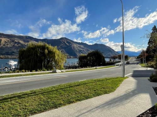 Marina Terrace Lakefront Condo