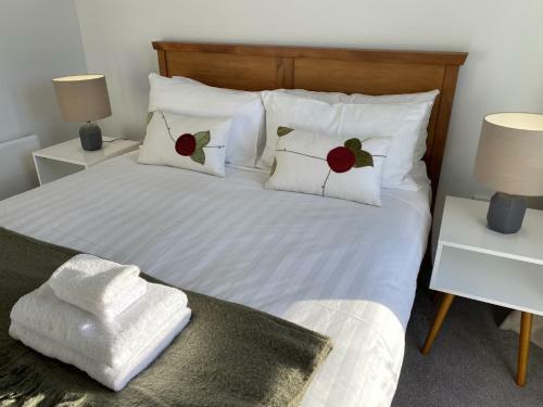 Apartamento Kidd7b - Riverside Townhouse Retreat