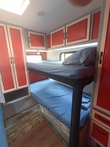 Camping-car Face � La Lagune Tout Confort