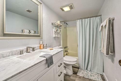 Stylish Basecamp 6850 - 2 Blocks To Dtwn!