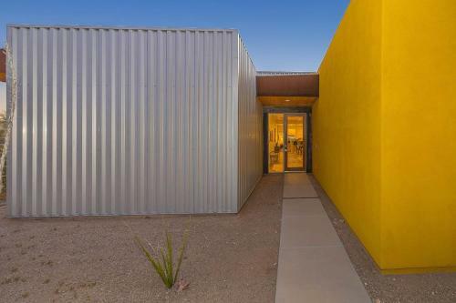 Enjoy Modern Living In Old World Tucson