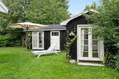 Idyll Summer House In Hornb�k
