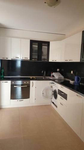 Ravda Apartment