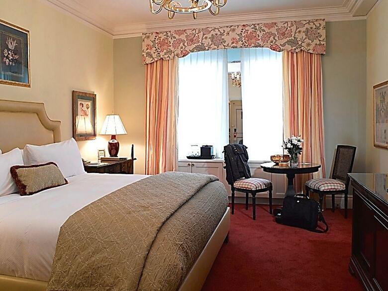 Hotel The Sherry Netherland